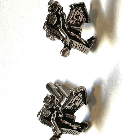 Hillbilly by outhouse silver tone cufflinks - Picture 5 of 9